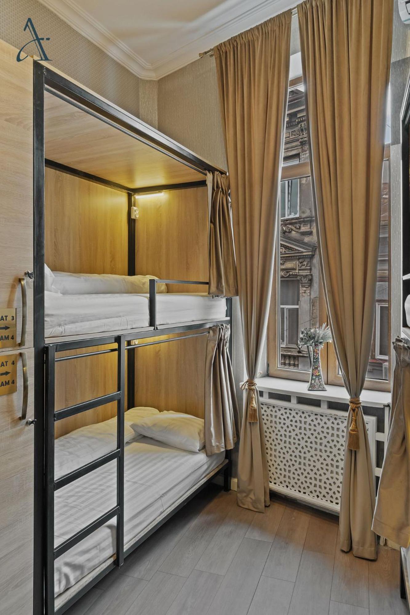 Ramana Garden Hostel - Self-Service Accommodation Bucharest Exterior photo